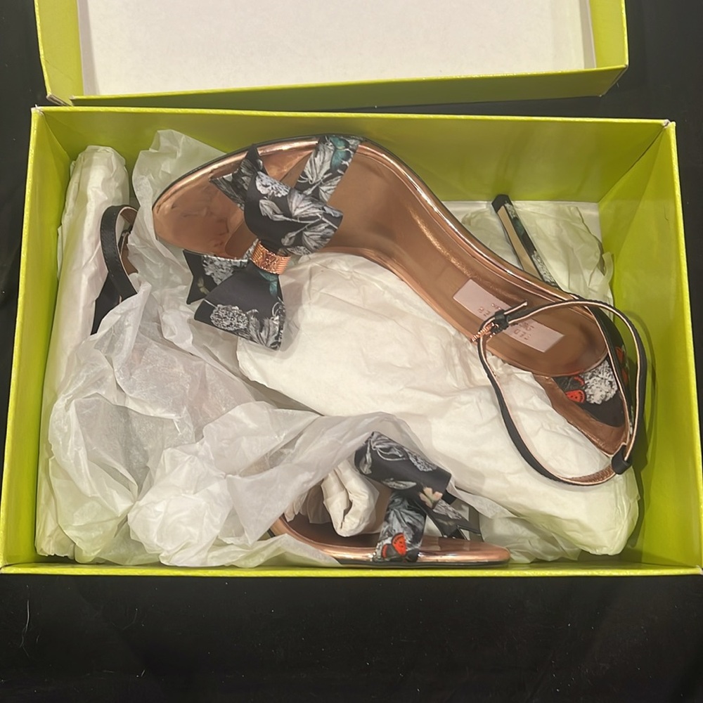 Ted Baker Vibrant Yellow Gift Box